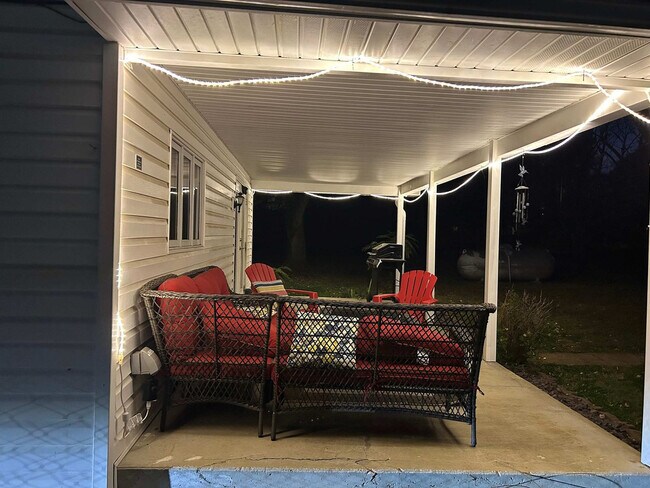 Building Photo - 316 E Hardy St