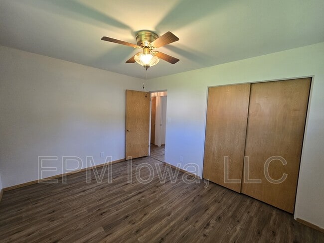 Building Photo - 2514 Saratoga Dr