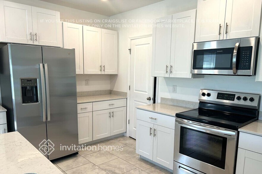 Building Photo - 4263 Palatina Way