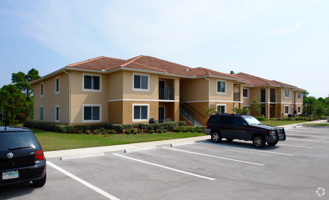 Primary Photo - Pelican Isles Apartments