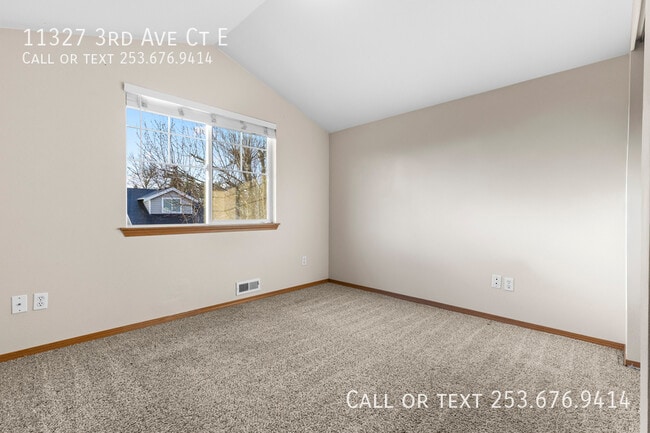 Building Photo - 11327 3rd Ave Ct E