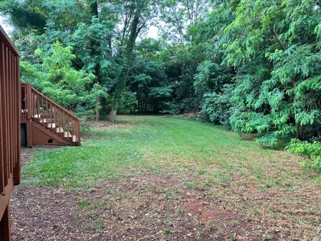 Primary Photo - Charming 2 bed/1bath in North Raleigh