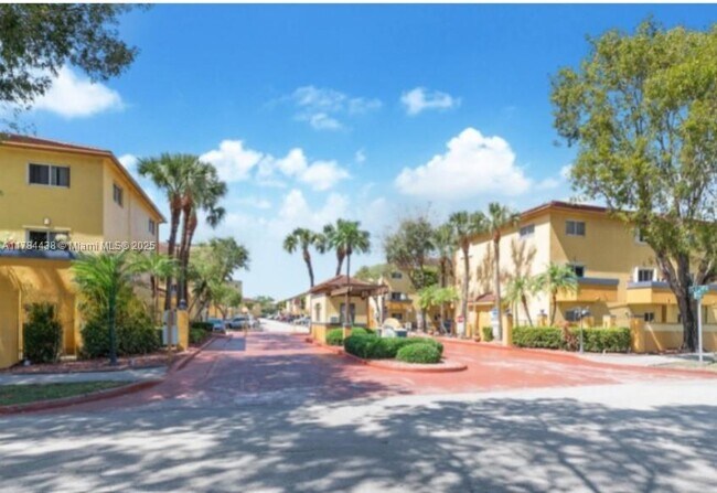 Building Photo - 8250 SW 149th Ct