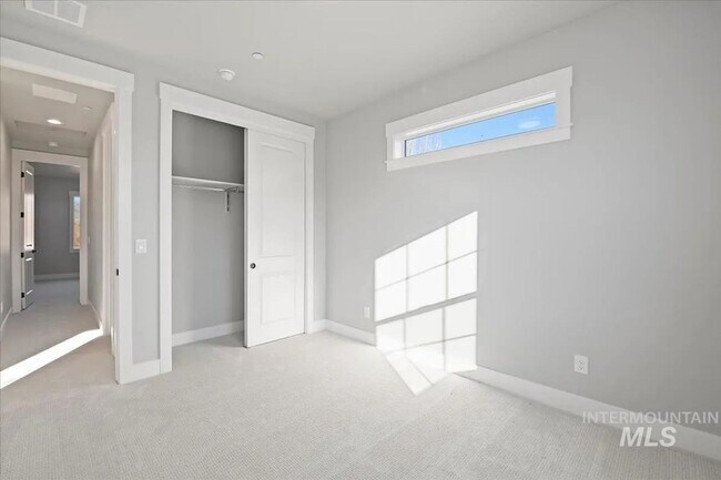 Building Photo - 404 Hidden Mill Ct.
