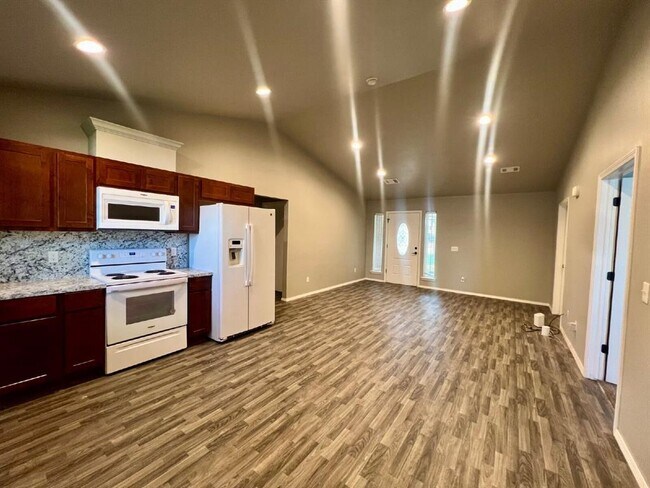 Building Photo - 2823 Juvene Cir