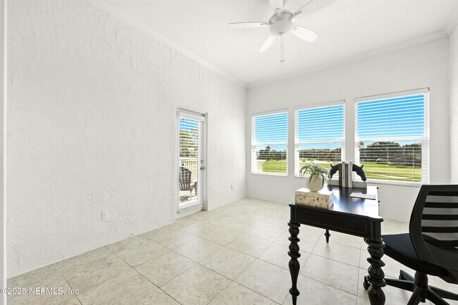 Building Photo - 16 Cove Rd