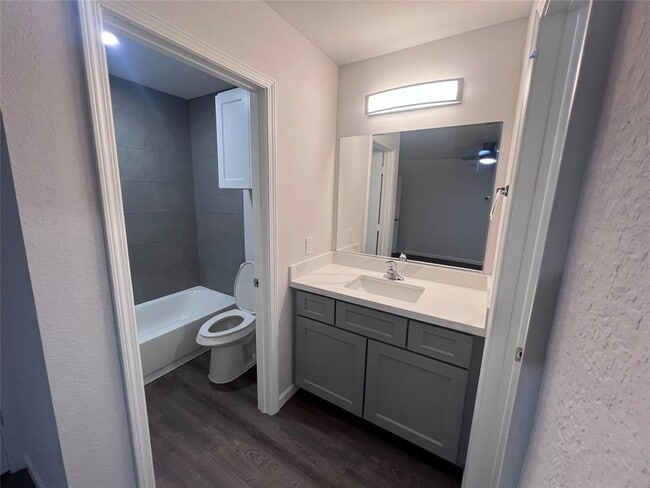 Building Photo - 15542 Towerwood Dr
