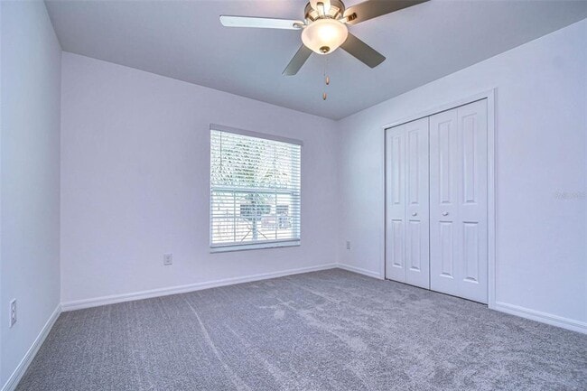 Building Photo - 8879 Little Bluestem Dr