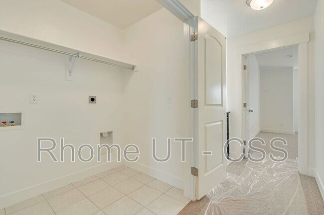 Building Photo - 16106 S Bodmin Way