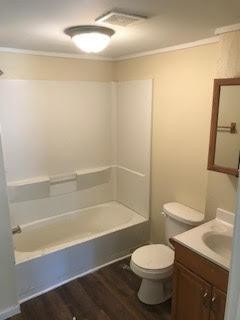 Building Photo - 6238 E 10th St