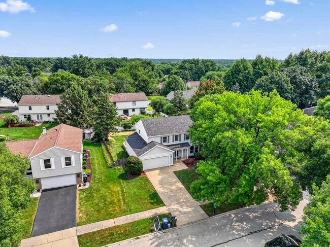 Building Photo - 2158 Countryside Cir