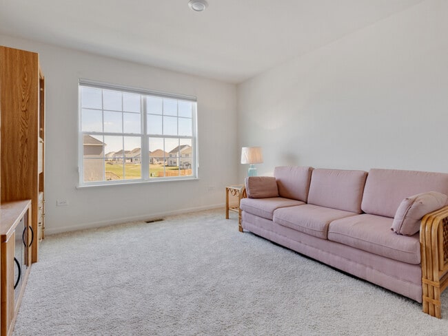 Building Photo - 1812 Empress Dr