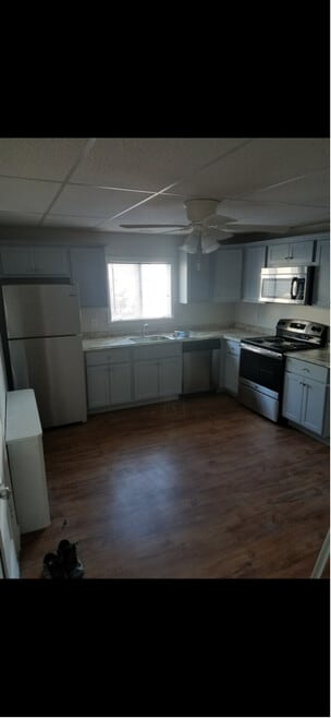 Building Photo - 605 George St