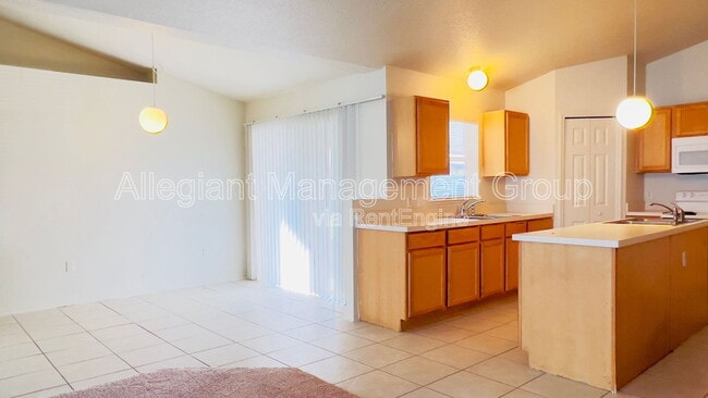 Building Photo - 3029 Mandolin Dr