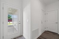 Building Photo - 212 Kara Lake Dr