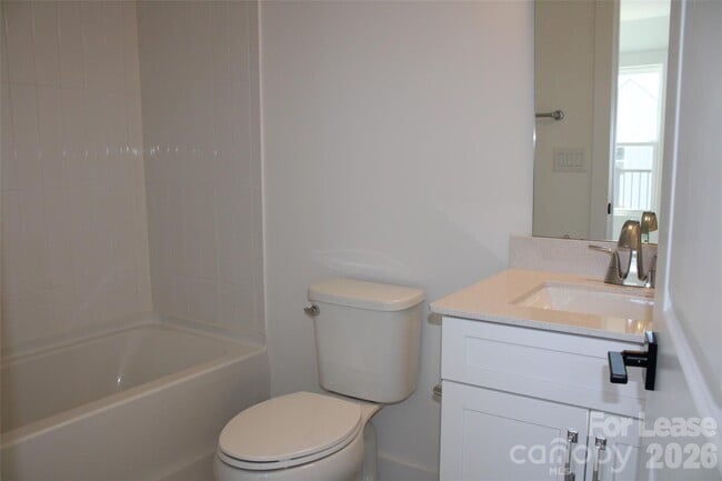 Building Photo - 1340 Hamilton St