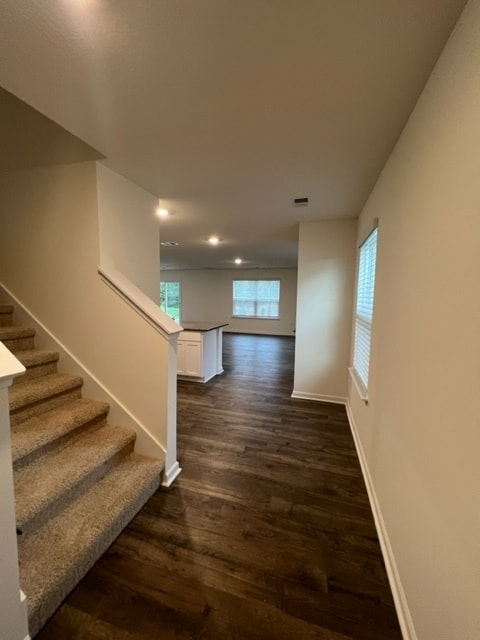 Building Photo - 323 Everleigh Cir