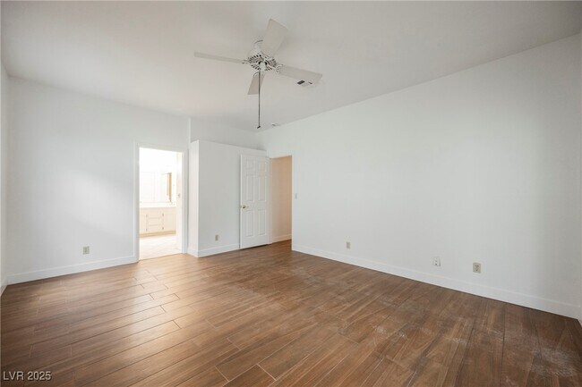 Building Photo - 7829 Ben Hogan Dr