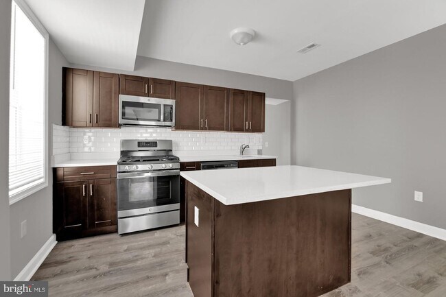 Building Photo - 716 Gorsuch Ave