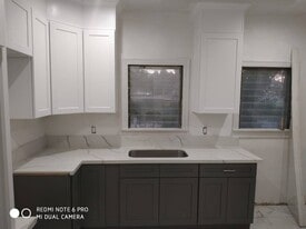 Building Photo - 465 N Ogden Dr