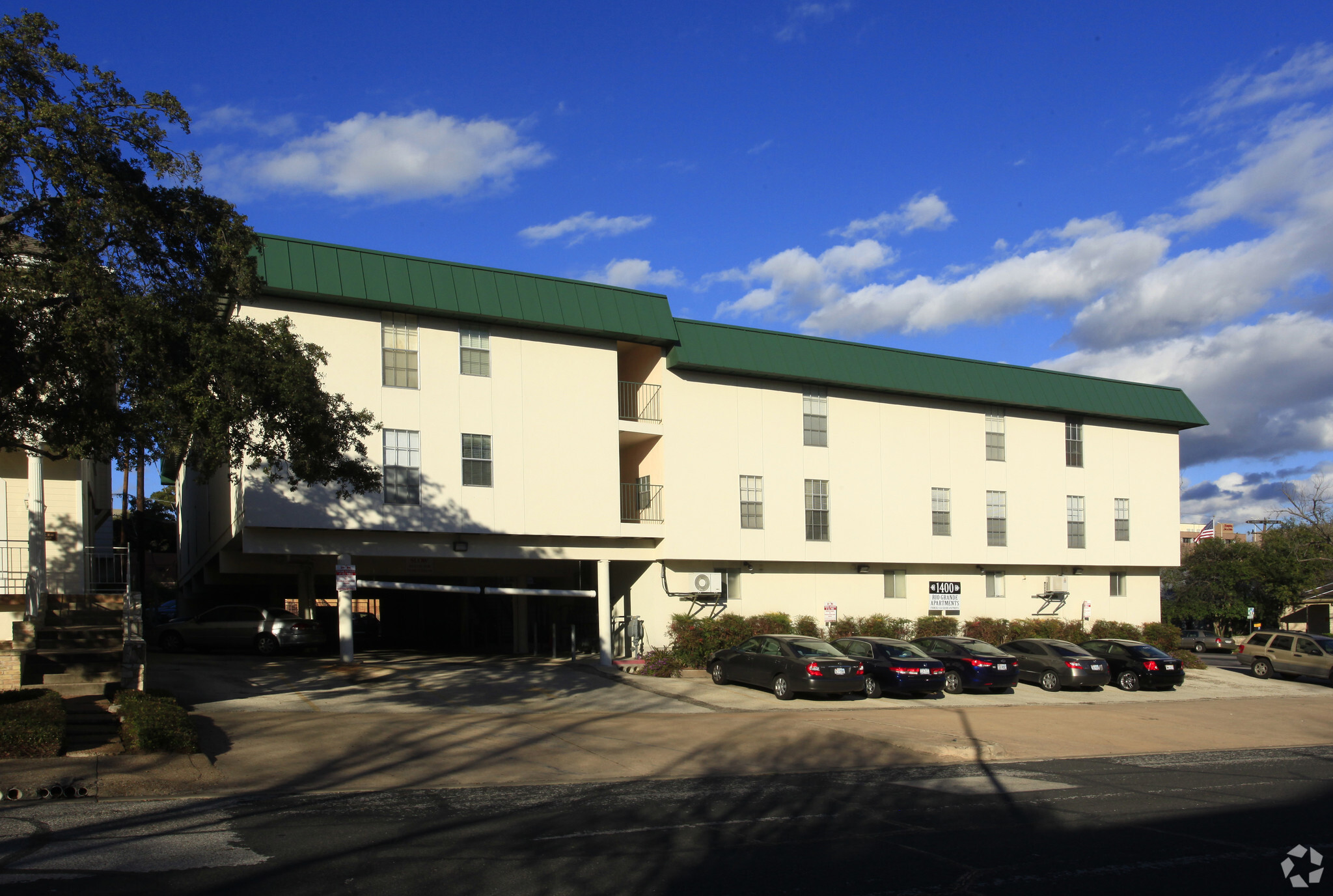 Building Photo - 1400 Rio Grande Apartments