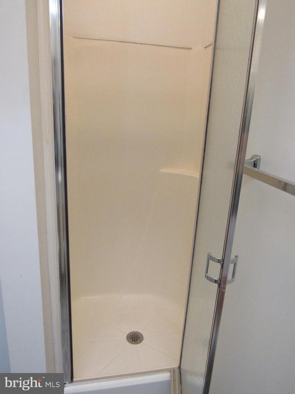 Building Photo - 3 N Christopher Columbus Blvd