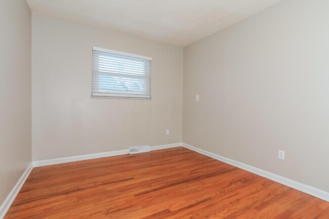 Building Photo - 1538 Shanley Dr