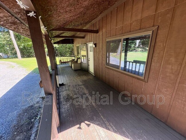 Building Photo - 48 Atwell Rd