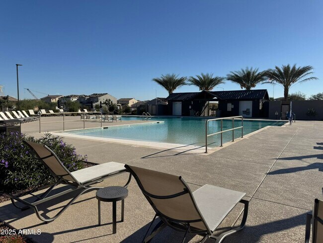 Building Photo - 17566 W San Juan Ave