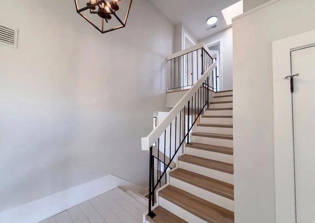Building Photo - 6005 La Castana Way
