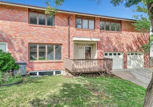 Building Photo - 5563 Canterbury Ln