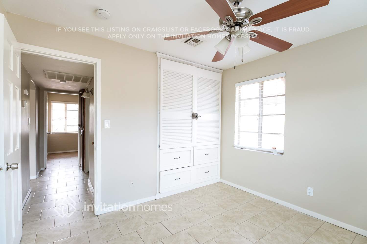 Building Photo - 525 W 6th Dr