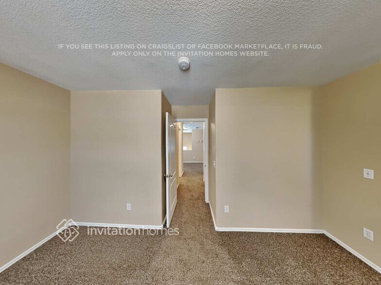 Building Photo - 3075 E Santa Rosa Dr