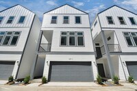 Building Photo - 420 Janisch Rd