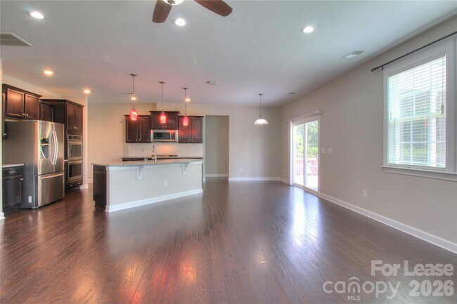 Building Photo - 3013 Hamilton Mill Dr