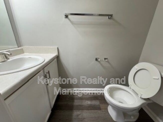 Building Photo - 3318 Royster Ln