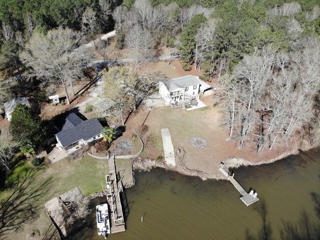 Building Photo - 179 Morninglow Dr