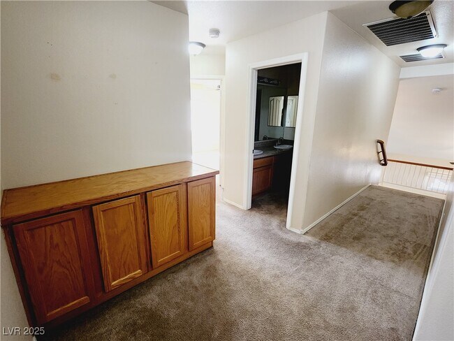 Building Photo - 1725 Wandering Winds Way