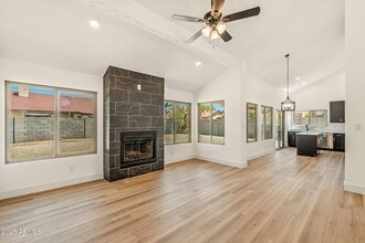 Building Photo - 11128 E Sahuaro Dr