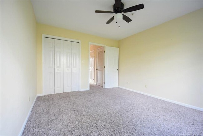 Building Photo - 224 Waterdown Dr