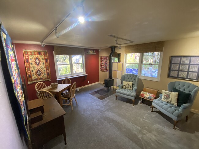 Great/Living Room - 10548 NW Skyline Blvd