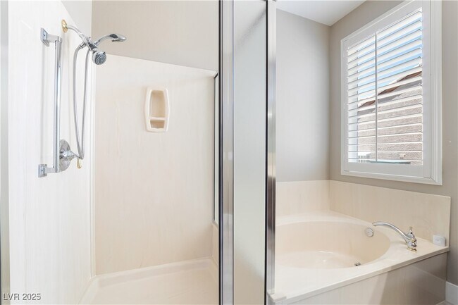 Building Photo - 3016 Friendship Hill Cir