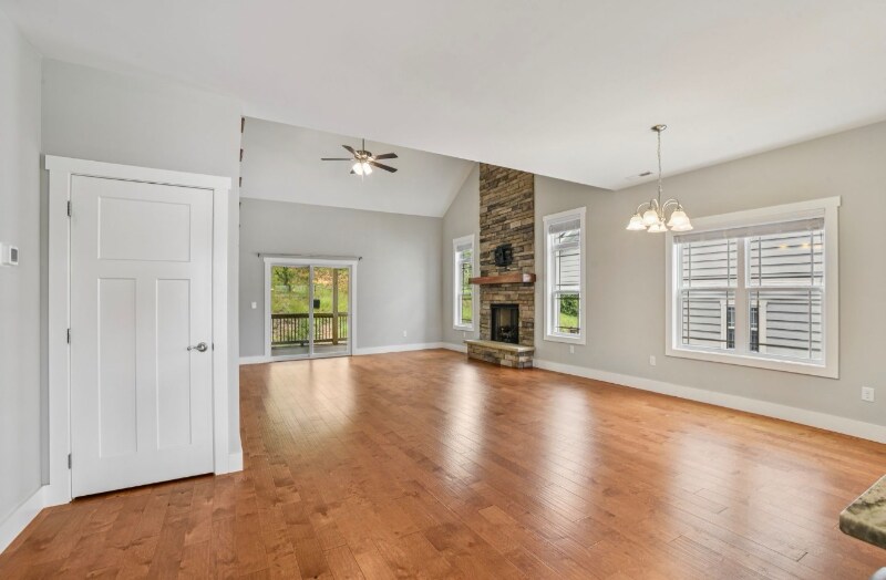 Building Photo - 64 Leyland Cir