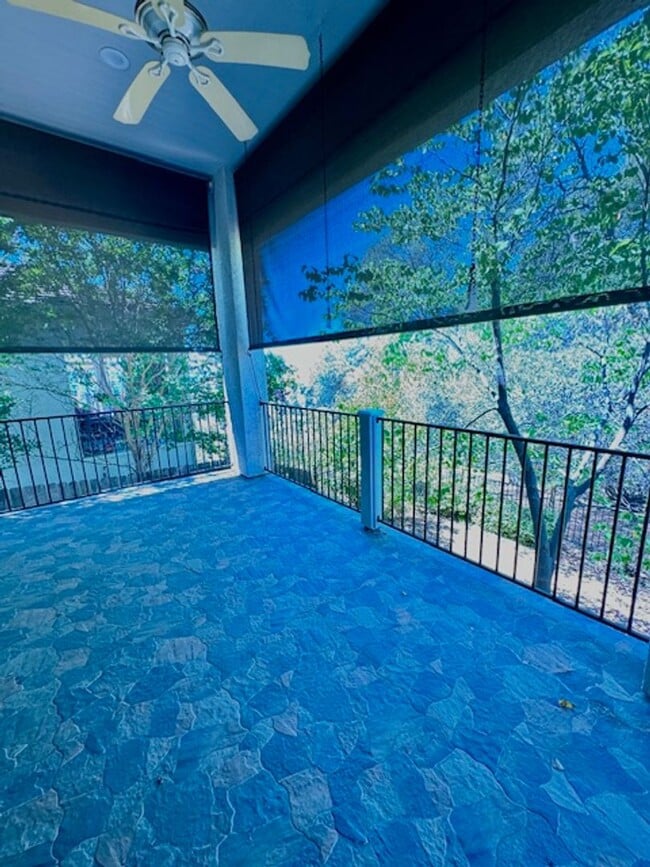 Building Photo - Springfield Home with a View - MUST BE 55 YEARS OF AGE