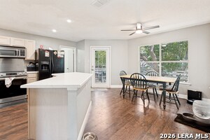 Building Photo - 17503 Sapphire Rim Dr