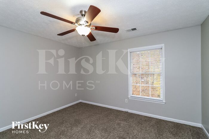 Building Photo - 722 Altman Ct