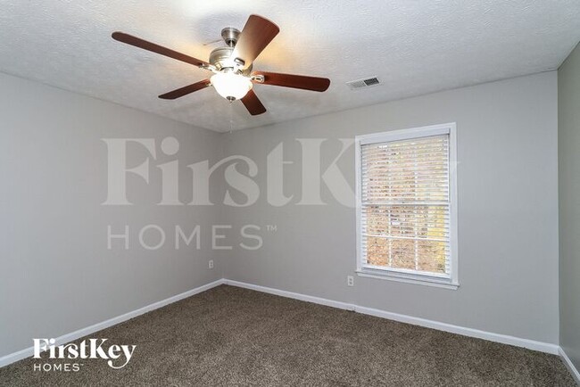 Building Photo - 722 Altman Ct