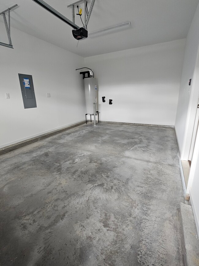 Building Photo - 4176 Pegasus Parkway