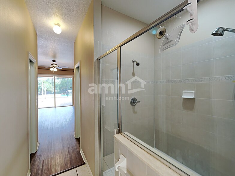 Building Photo - 6648 Thackston Dr