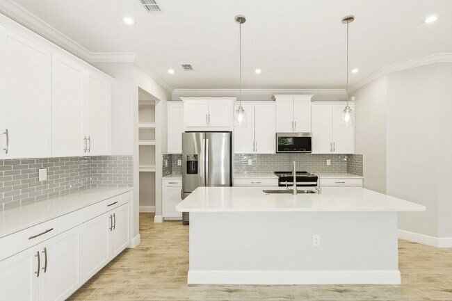 Building Photo - 5741 Grand Sonata Ave